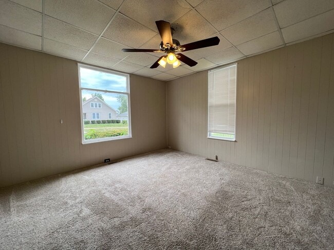 Building Photo - 3 Bedroom Home For Rent Now!