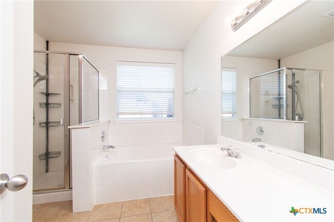 Building Photo - 505 E Orion Dr