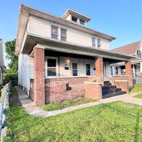 Building Photo - 609 W 30th St