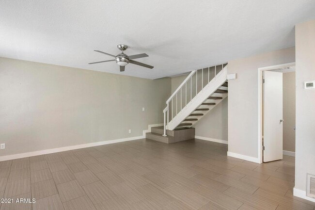 Building Photo - 13238 N 3rd Way