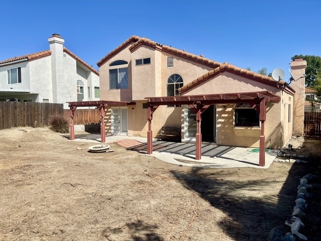 Building Photo - Provence Dr.