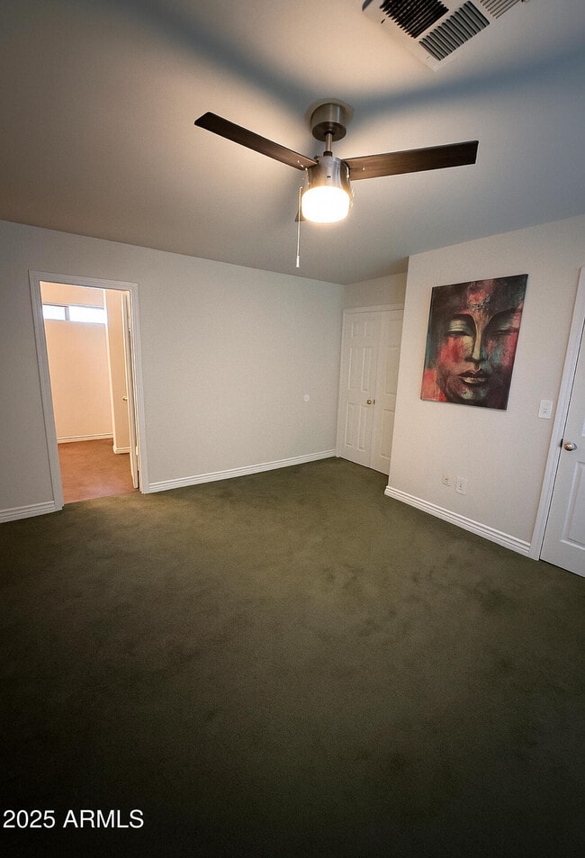 Building Photo - 8868 W Greer Ave