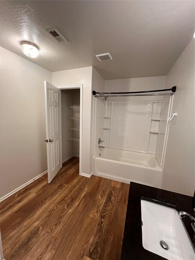 Building Photo - 17700 Black Hawk Cir