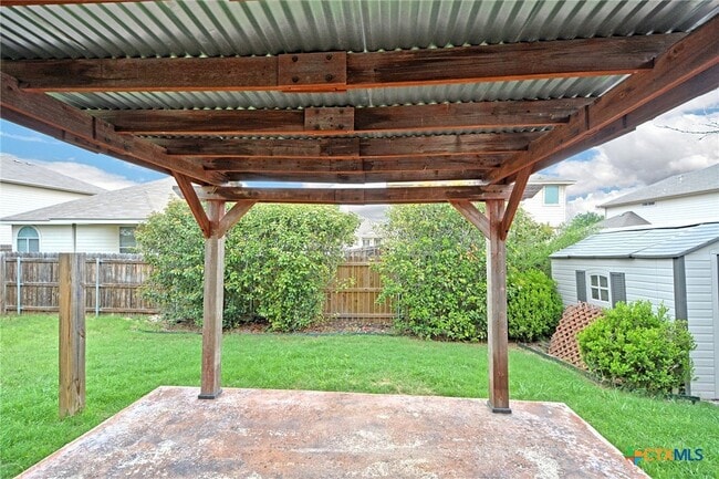 Building Photo - 2539 Fayette Dr