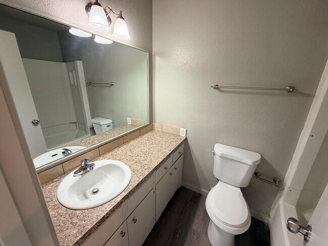 Building Photo - 3714 53rd St