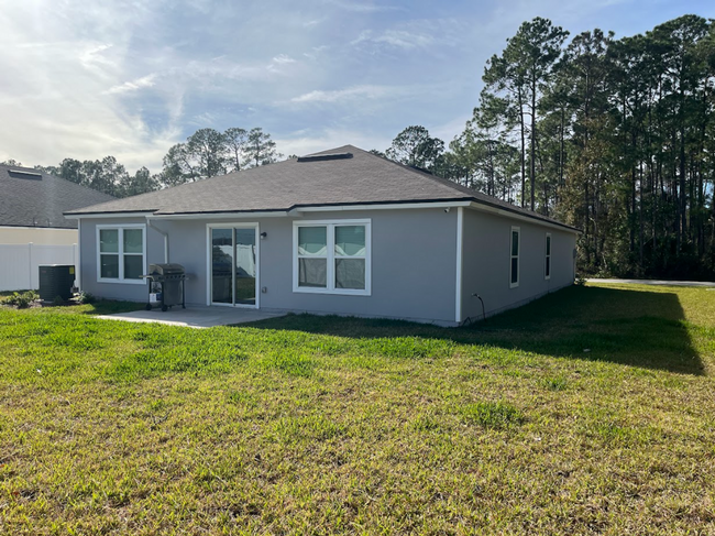 Building Photo - 4 bedroom Palm Coast home