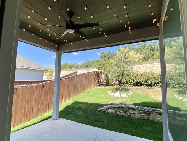 Building Photo - 24914 Resort Pkwy