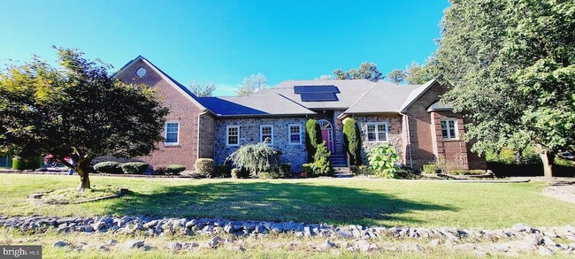 Primary Photo - 9008 Doris Dr