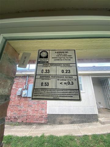 Building Photo - 5021 Chapman St