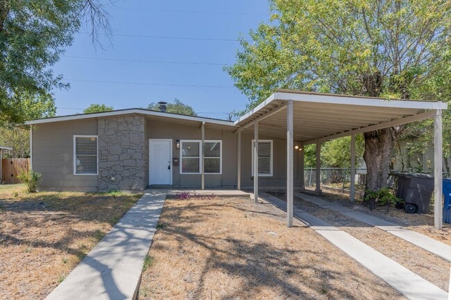 Primary Photo - 1822 Arroya Vista Dr