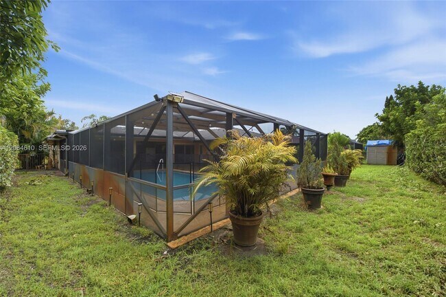 Building Photo - 821 Ramblewood Dr