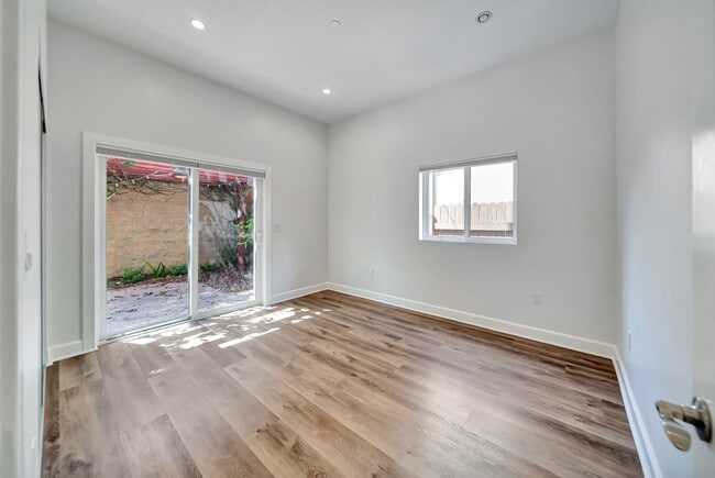 Building Photo - 3533 Tuller Ave