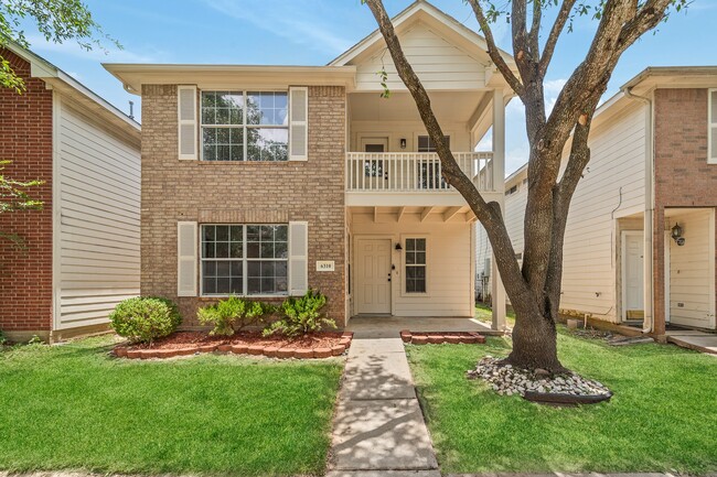 Building Photo - 6310 Mountain Pines Ln