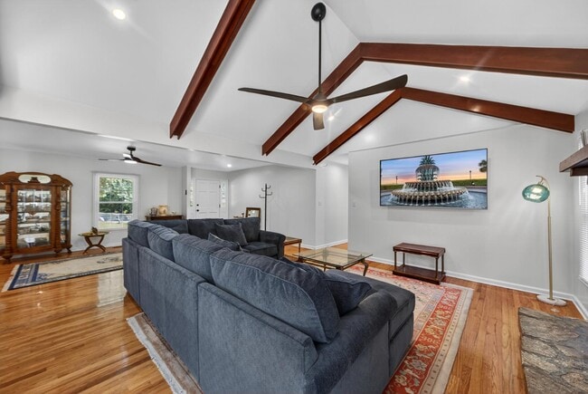 Building Photo - 1353 Secessionville Rd