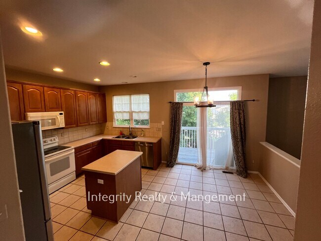 Building Photo - 9262 Melborne Ct
