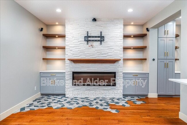 Building Photo - 7981 SW Kelso Ct