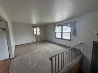 Building Photo - Nice House for Rent