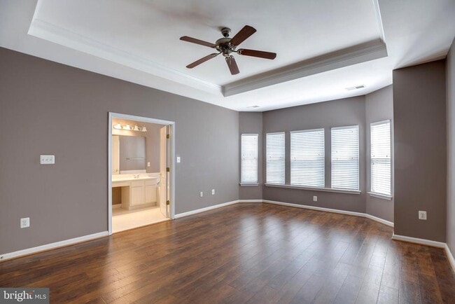 Building Photo - 4527 English Holly Dr