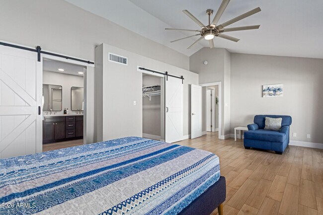 Building Photo - 19407 N 8th Ave