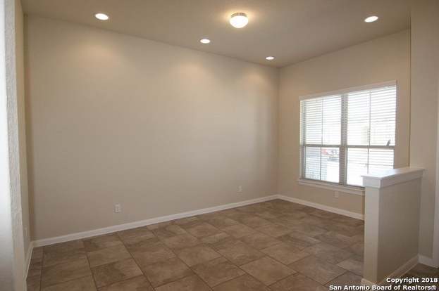 Building Photo - 5633 Briar Fld