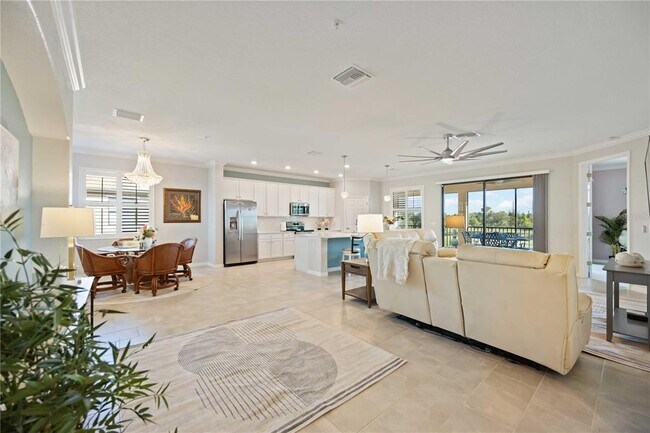 Building Photo - 10817 Tarflower Dr