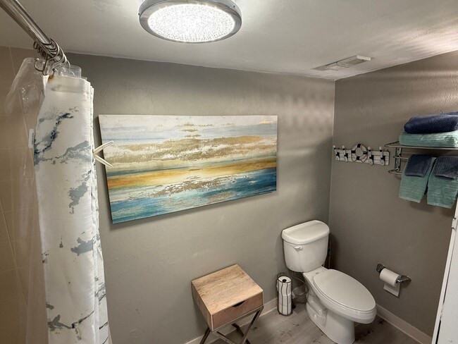 Building Photo - Ocean FRONT Studio! Amazing and must see! DEPOSIT-FREE Renting option thru OBLIGO! Deposit Altern...