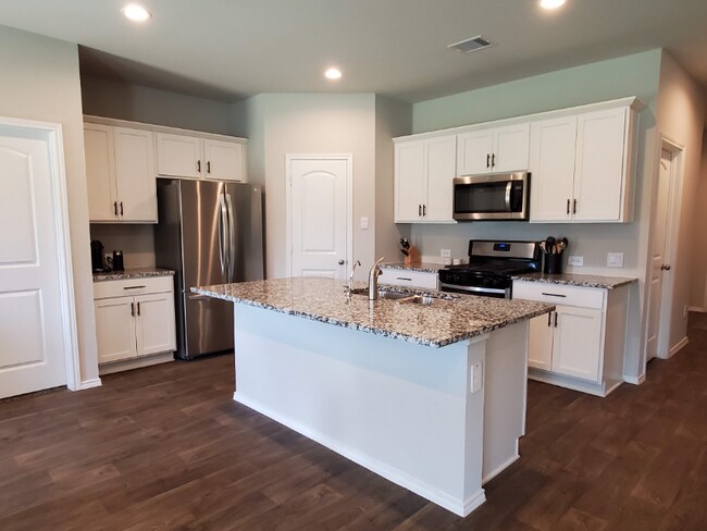 Building Photo - 3606 Crimson Embers Ln