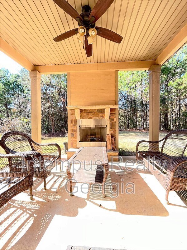 Building Photo - 4449 Woodgate Hill Trail