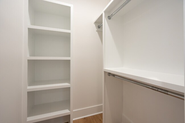 Building Photo - 171 Cordova St