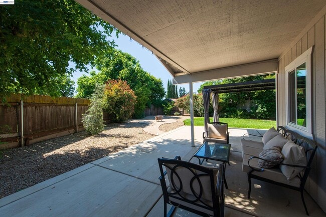 Building Photo - 3600 Kobias Ct