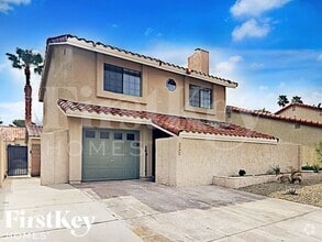 Building Photo - 1742 La Cruz Dr