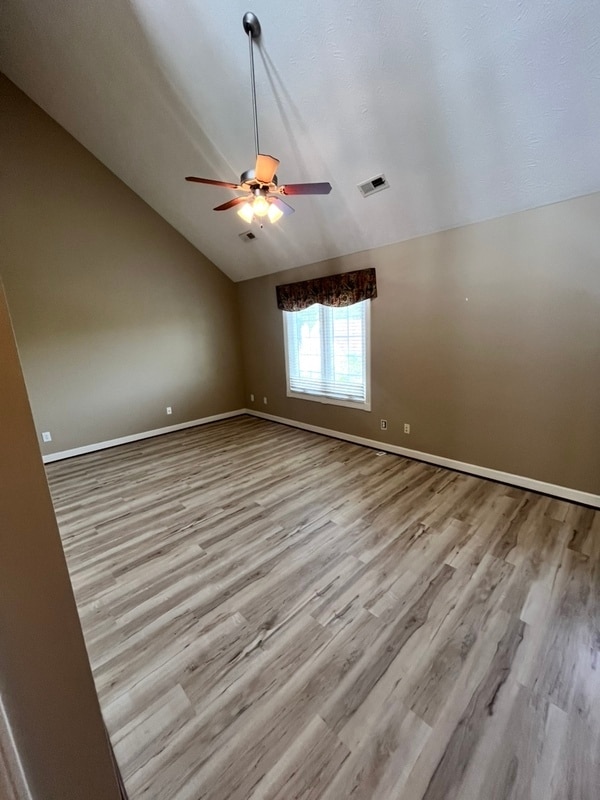 Building Photo - 367 Mainsail Dr
