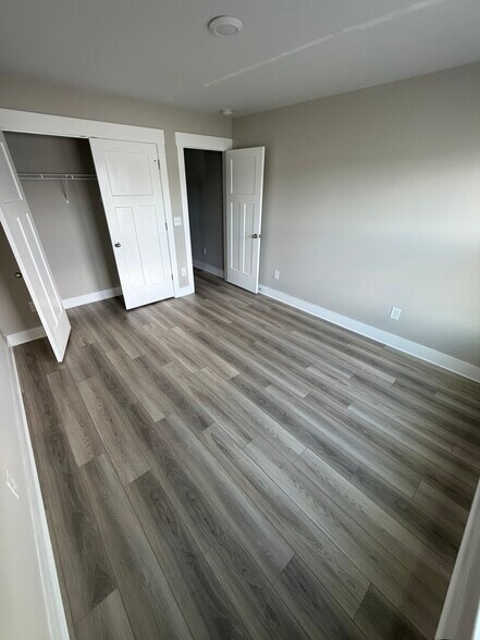 Building Photo - 201 Woodhouse Way