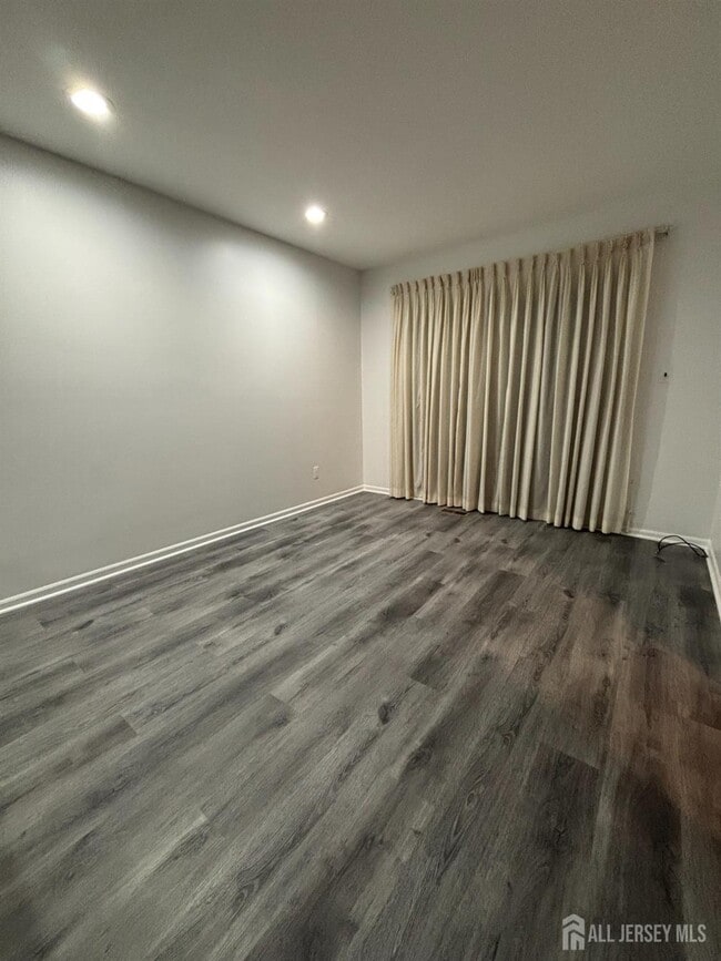 Building Photo - 21 Teaberry Dr