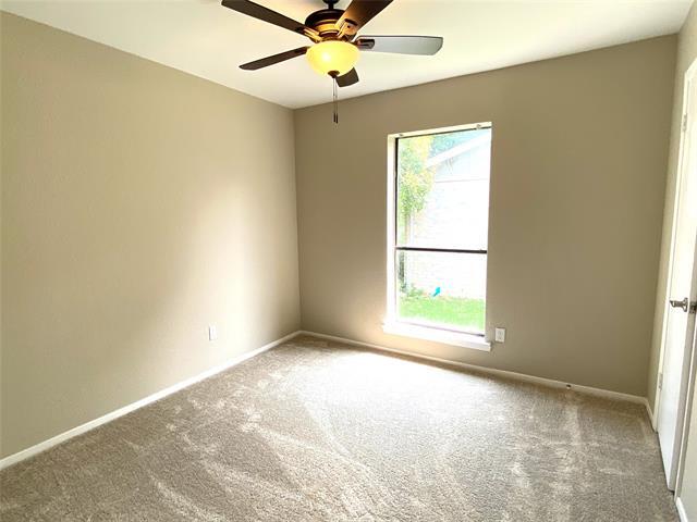 Building Photo - 2704 Winding Creek Dr