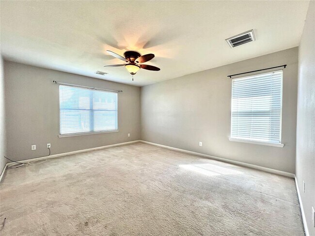 Building Photo - 21235 Bending Green Way