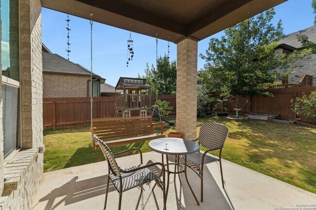 Building Photo - 12142 Buckaroo Ranch