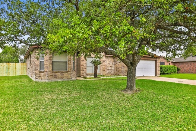 Building Photo - 18023 Lago Forest Dr