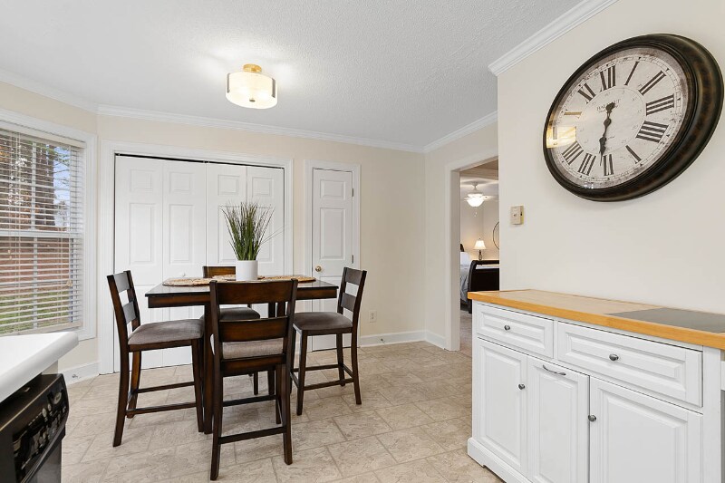Building Photo - 909 Danley Ln