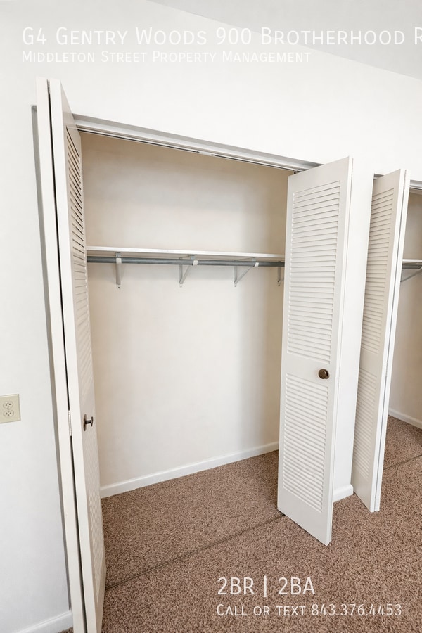 Building Photo - G4 Gentry Woods 900 Brotherhood Rd