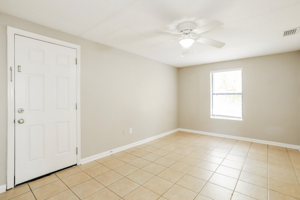 Building Photo - 2834 Tanglewood Blvd