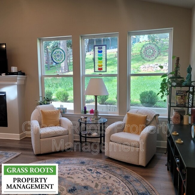 Building Photo - 15250 Sky Pines Rd