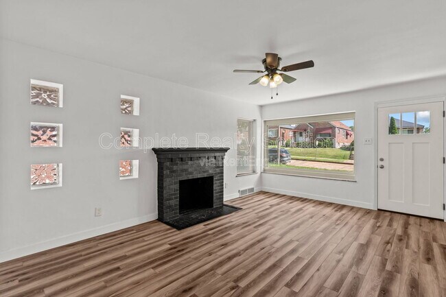 Building Photo - 5655 Potomac St