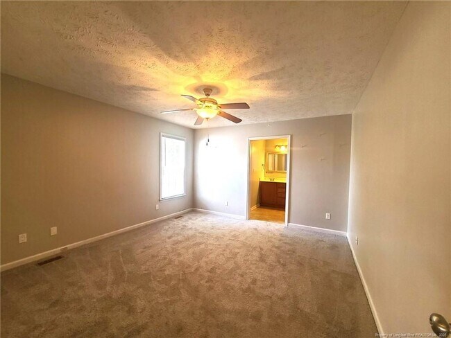 Building Photo - 6521 Applewhite Rd