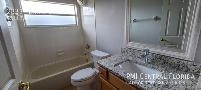 Building Photo - 2831 Ferris St