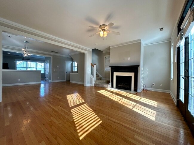 Building Photo - 1920 Lela Avenue