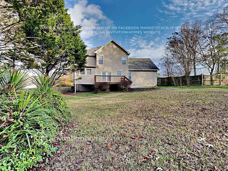 Building Photo - 3295 Franklin Forest Dr