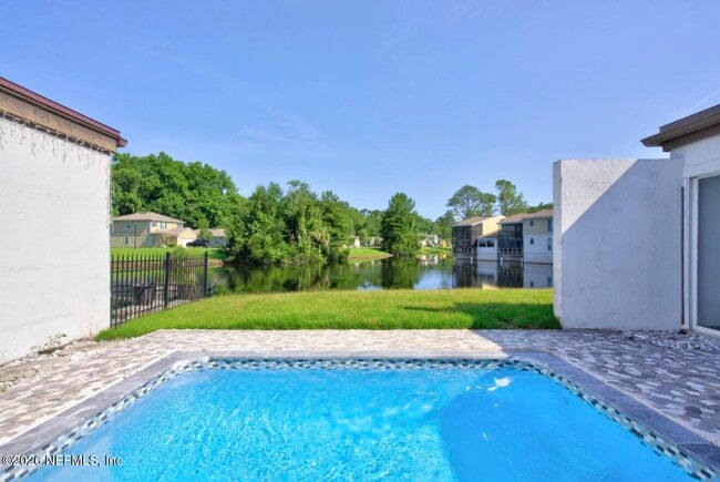 Building Photo - 7812 Linkside Dr