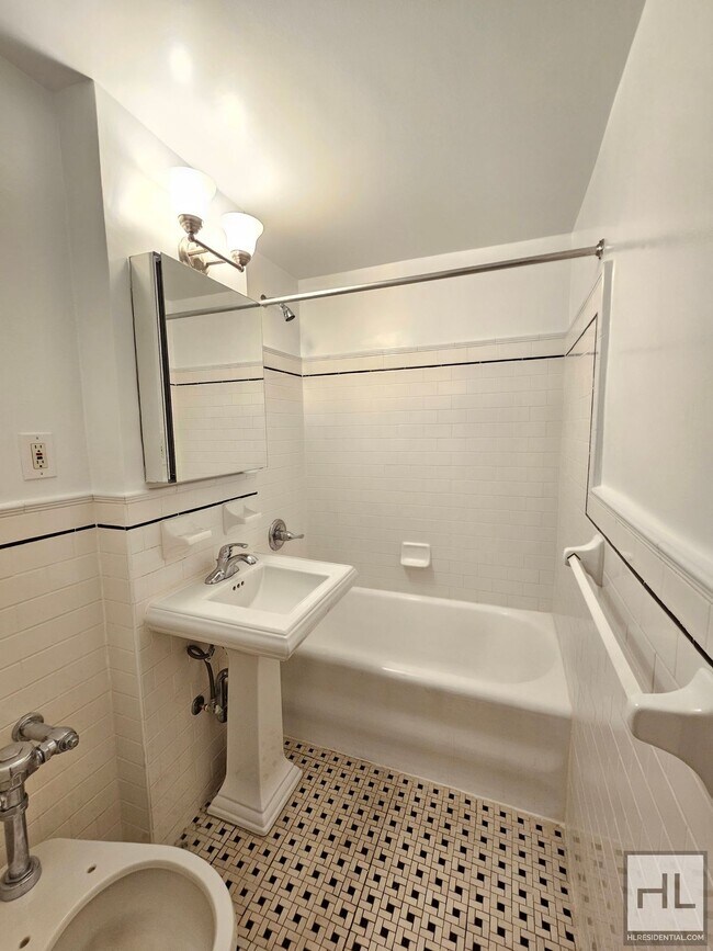 Building Photo - Studio in West Village | 4th Floor, Full-S...