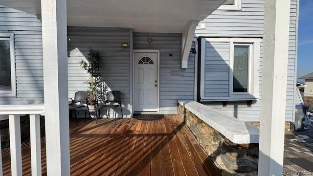 Building Photo - 25 Tibbits Ave